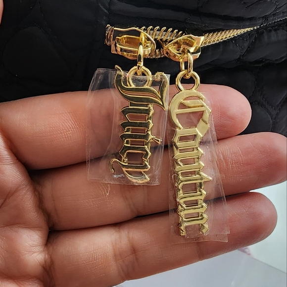 Juicy Couture Cosmetic Travel Bag - Picture 4 of 6